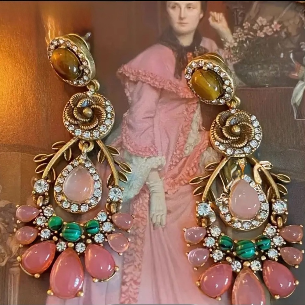 Elegant vintage style Gold and Pink Statement Earrings